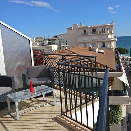 Nice Apartment Last Floor With Terrace And Clear View On The Sea カンヌ エクステリア 写真