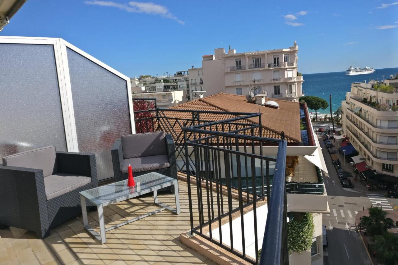 Nice Apartment Last Floor With Terrace And Clear View On The Sea カンヌ エクステリア 写真